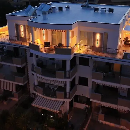 Affittacamere Manoli Luxury 4*