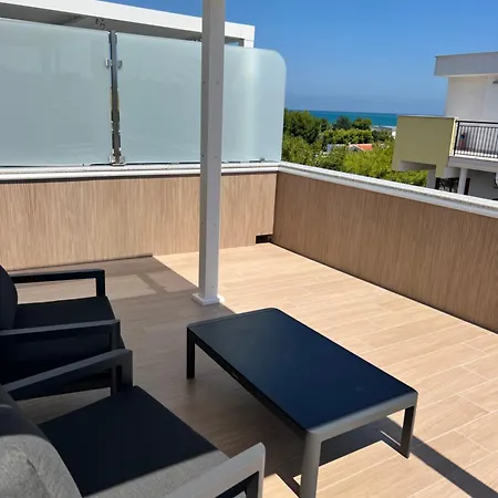 Manoli Luxury 4*